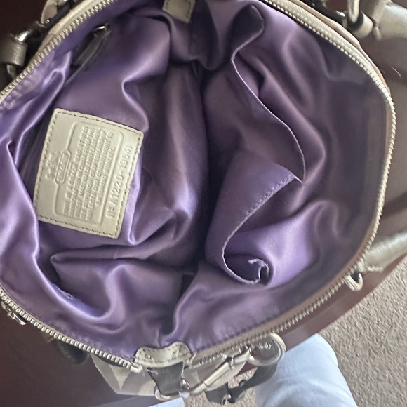 Coach Madison B1182-17000 Khaki Satchel Bag - Picture 7 of 11